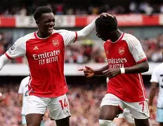 马赛主场惊险获胜,保持法甲争冠希望 马赛主场惊险获胜,保持法甲争冠希望